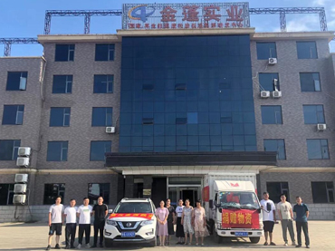 风雨同舟，leyu·乐鱼(中国)体育官方网站携带整车捐赠物资前往新乡灾区